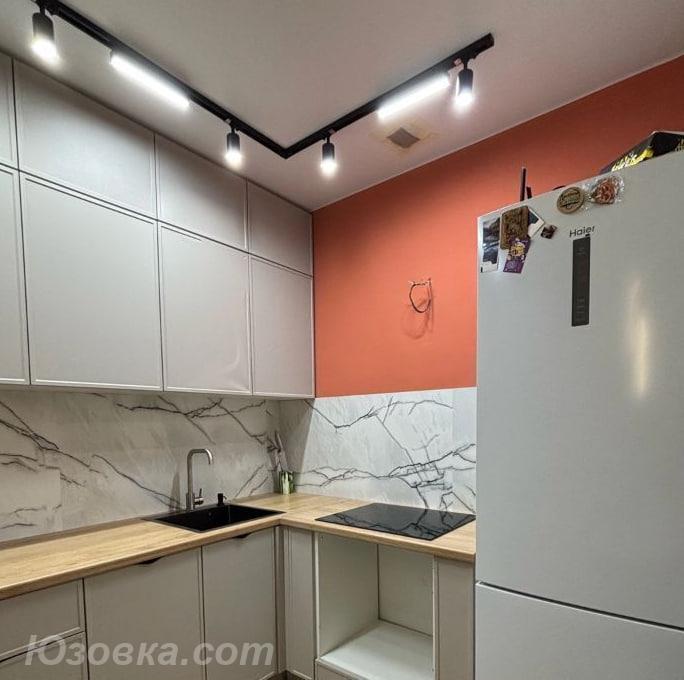 2-комн. квартира, 55м², с мебелью, 4/9 эт., ДОНЕЦК