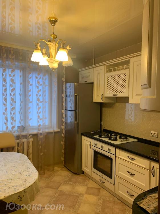 2-комн. квартира, 50 м², вторичка, 4/9 эт., ДОНЕЦК