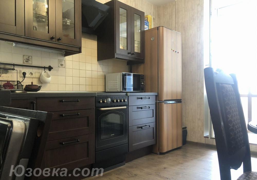 2-комн. квартира, 55м², с мебелью, 2/9 эт., ДОНЕЦК