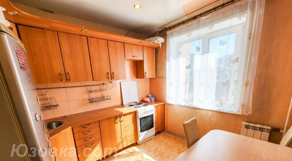 2-комн. квартира, 48м², с мебелью, 3/9 эт., ДОНЕЦК