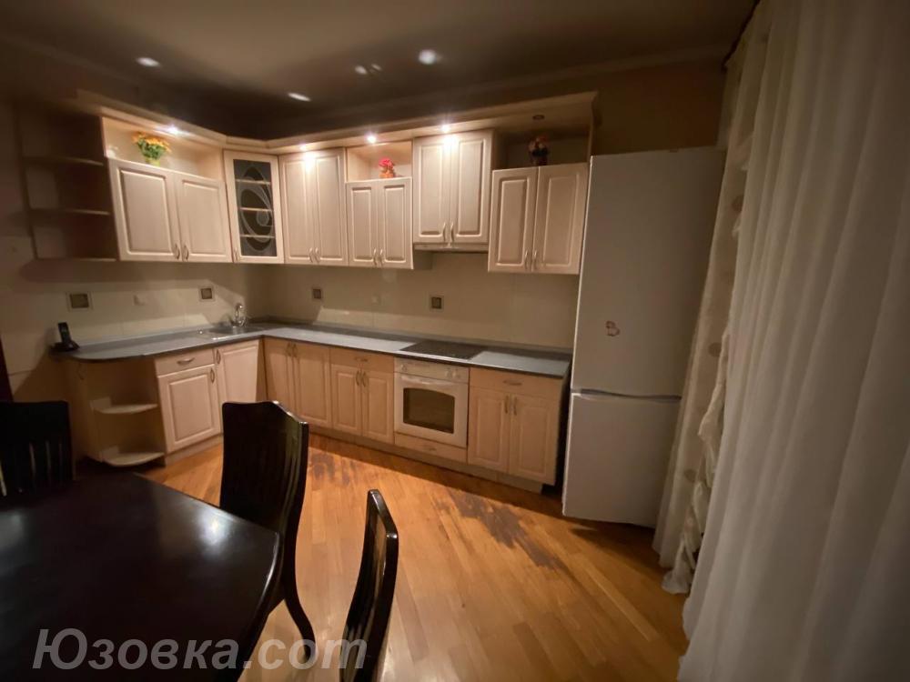 3-комн. квартира, 70м², с мебелью, 9/9 эт., ДОНЕЦК