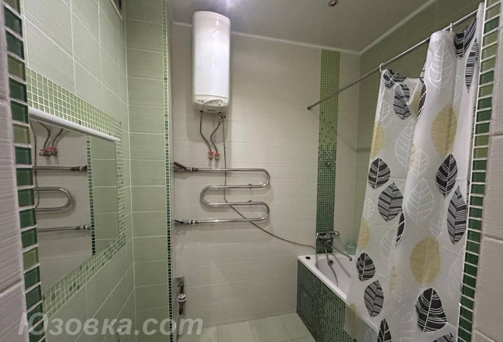 2-комн. квартира, 61м², с мебелью, 1/6 эт., ДОНЕЦК