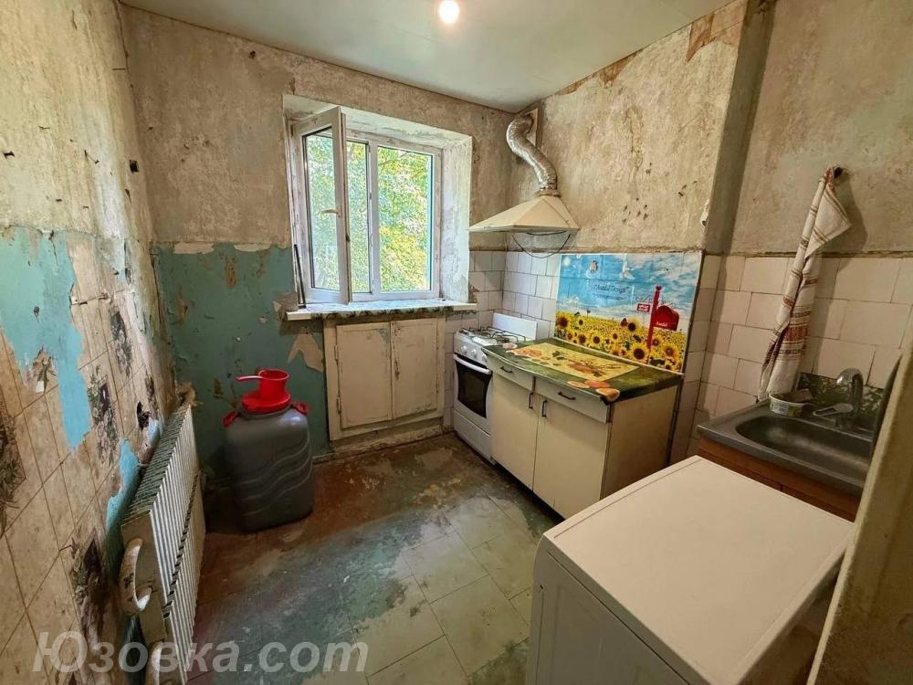 1-комн. квартира, 33 м², вторичка, 5/5 эт., ДОНЕЦК