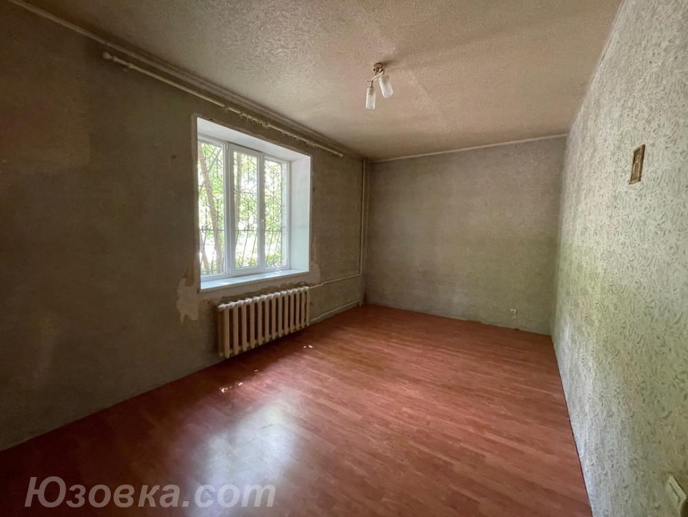 3-комн. квартира, 70 м², вторичка, 1/5 эт., Макеевка