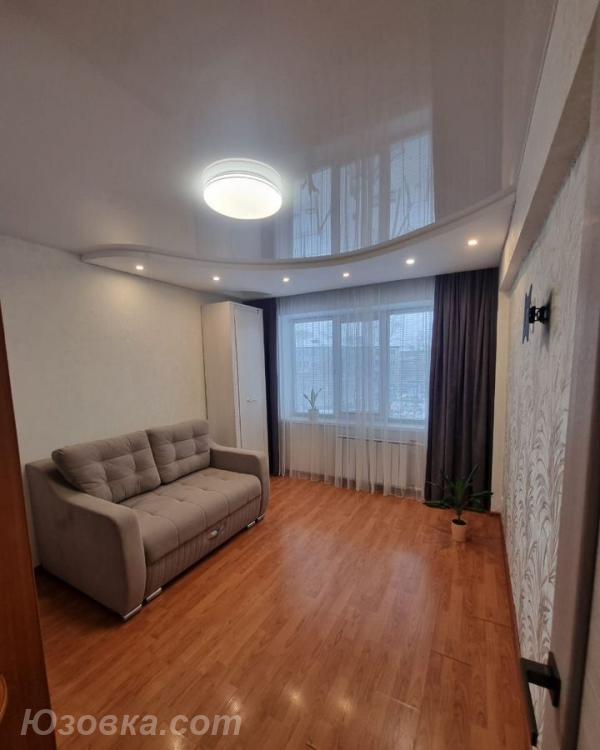 2-комн. квартира, 56м², с мебелью, 3/9 эт., ДОНЕЦК