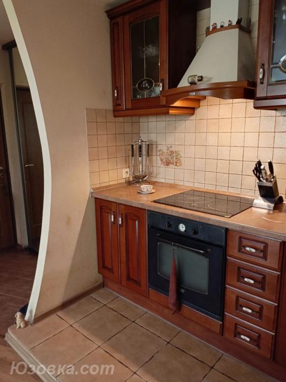 2-комн. квартира, 51 м², вторичка, 7/16 эт., ДОНЕЦК