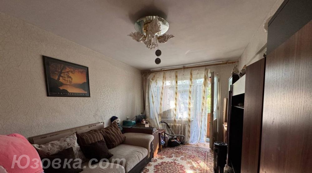 3-комн. квартира, 55м², с мебелью, 4/9 эт., ДОНЕЦК