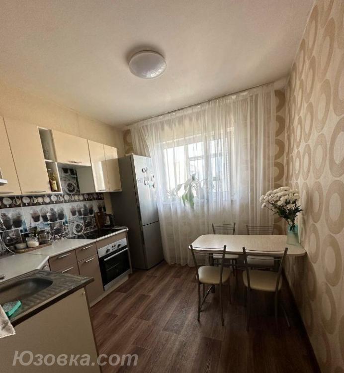 2-комн. квартира, 54м², с мебелью, 8/9 эт., ДОНЕЦК