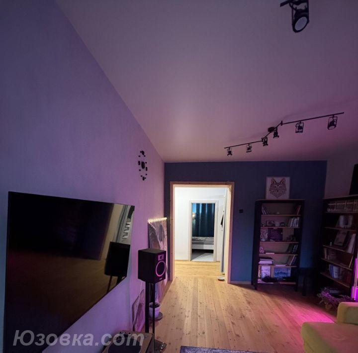 2-комн. квартира, 52м², с мебелью, 3/9 эт., ДОНЕЦК