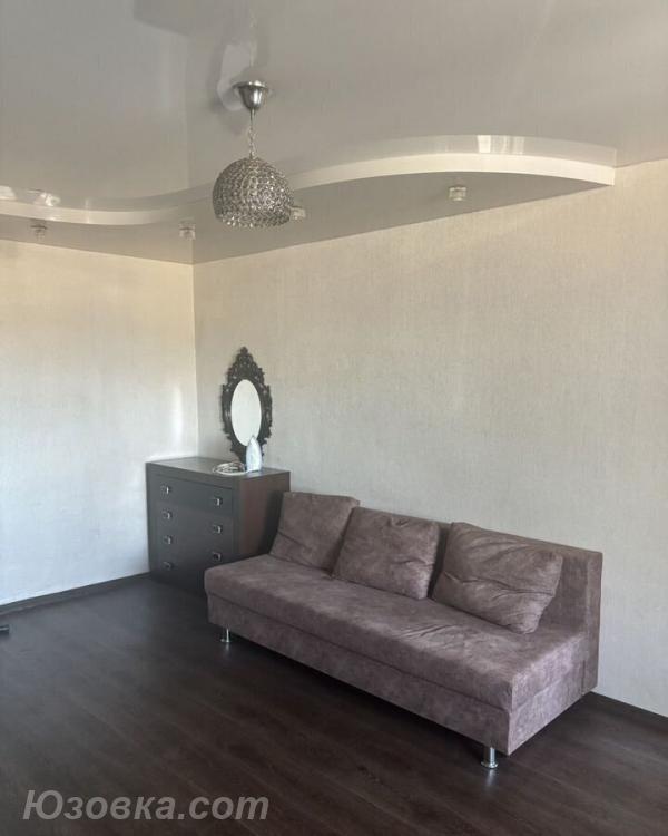 2-комн. квартира, 43м², с мебелью, 4/9 эт., ДОНЕЦК