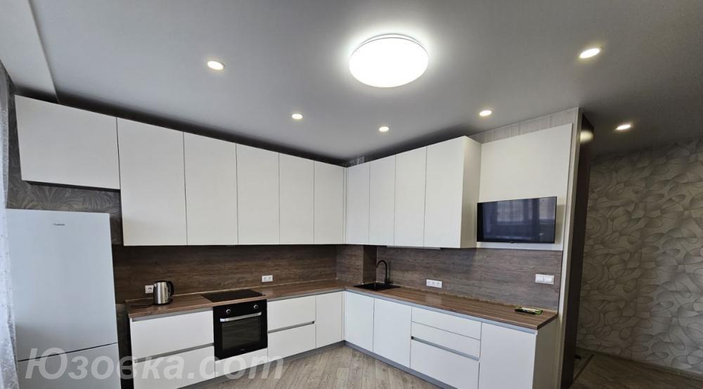 2-комн. квартира, 72м², с мебелью, 5/5 эт., ДОНЕЦК