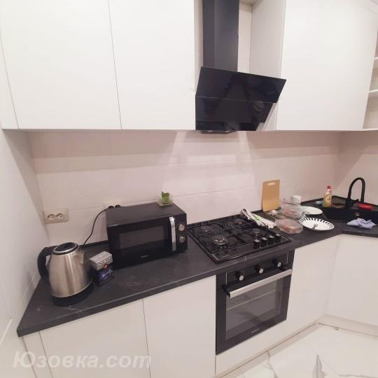2-комн. квартира, 44м², с мебелью, 2/2 эт., ДОНЕЦК