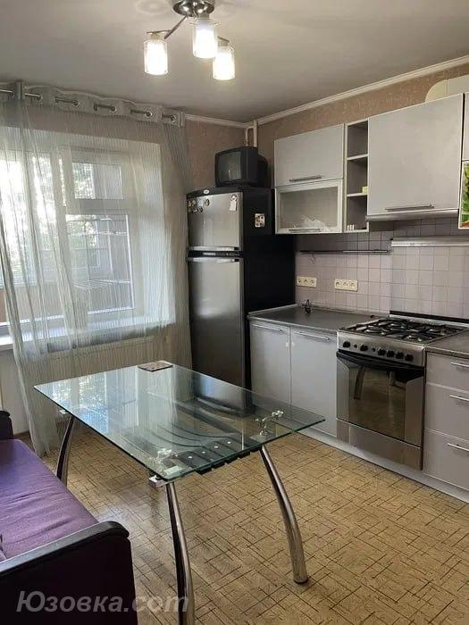 1-комн. квартира, 45м², с мебелью, 3/9 эт., ДОНЕЦК