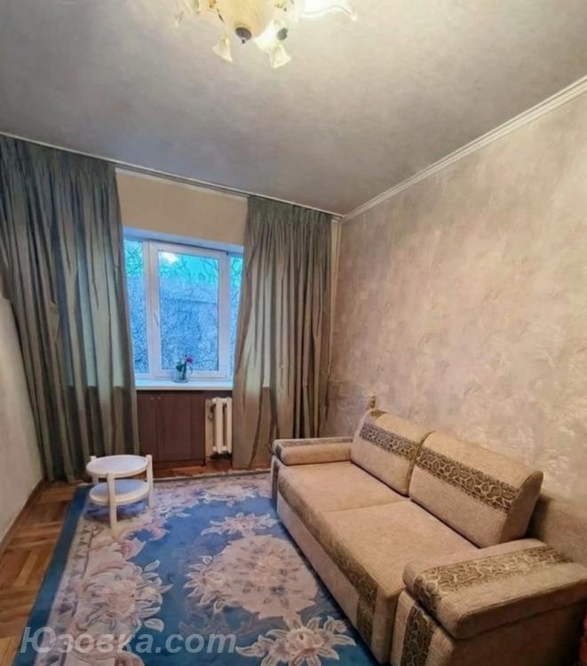 3-комн. квартира, 67 м², вторичка, 4/5 эт.
