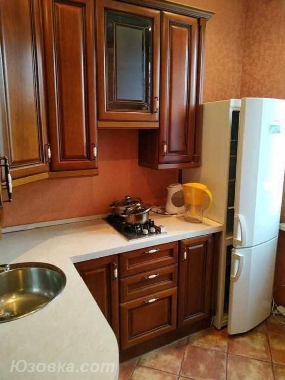 2-комн. квартира, 42м², с мебелью, 2/5 эт.
