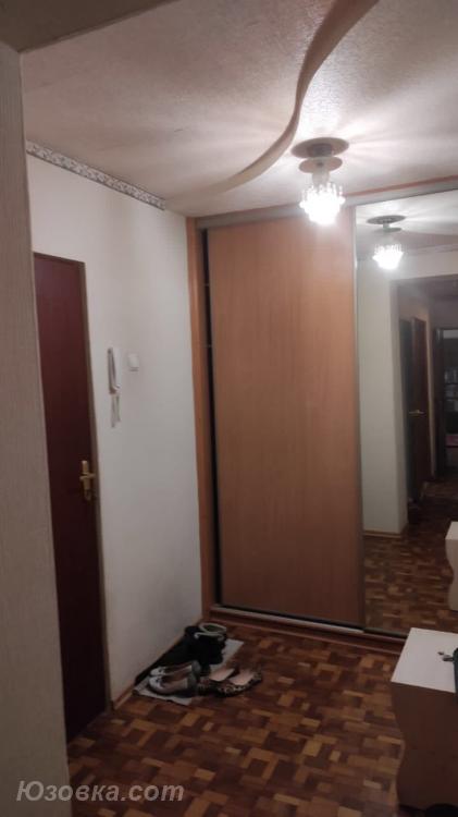 4-комн. квартира, 77м², с мебелью, 5/5 эт., ДОНЕЦК