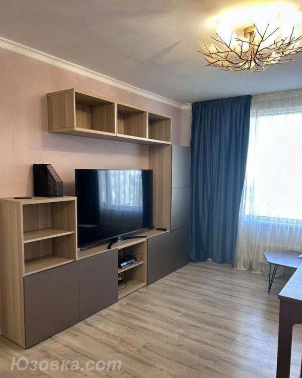 2-комн. квартира, 55м², с мебелью, 2/9 эт., ДОНЕЦК