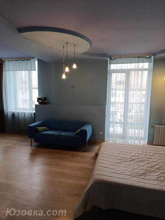 4-комн. квартира, 134 м², вторичка, 5/5 эт., ДОНЕЦК