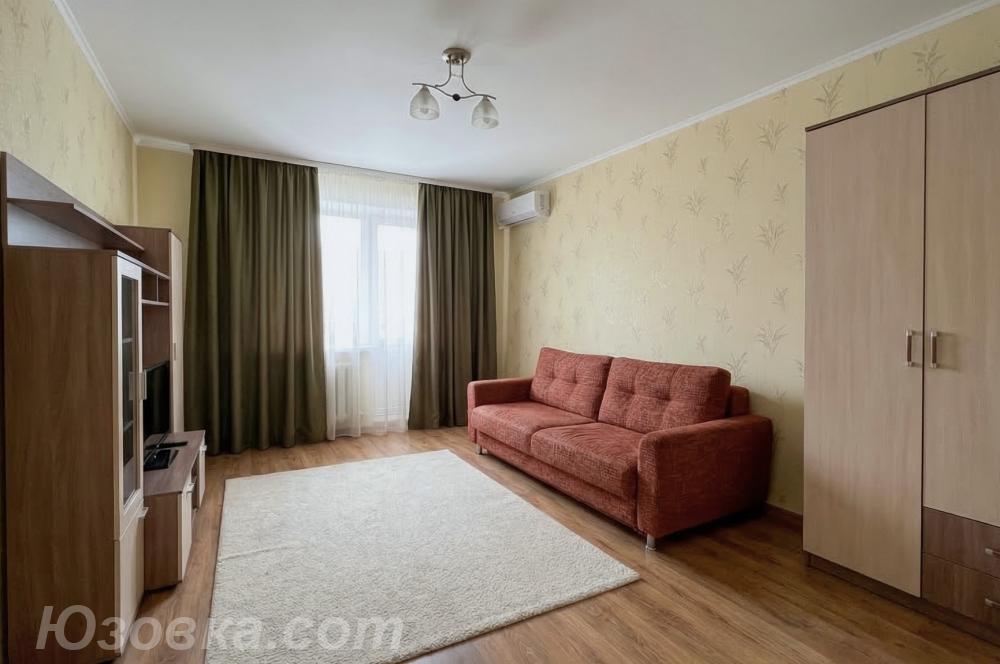 2-комн. квартира, 56м², с мебелью, 2/2 эт., ДОНЕЦК