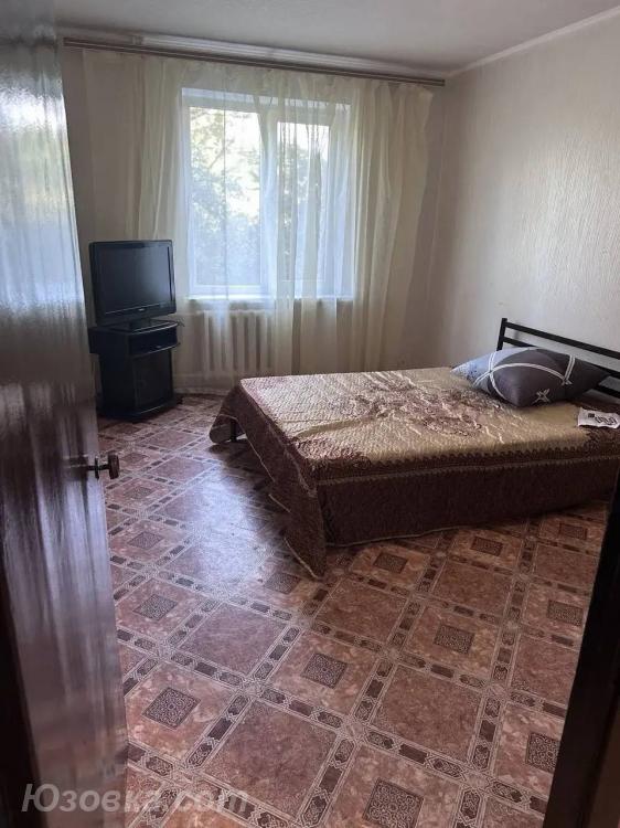 2-комн. квартира, 45м², с мебелью, 4/9 эт., ДОНЕЦК