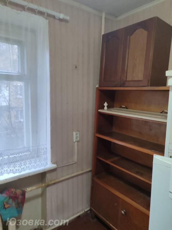 3-комн. квартира, 58 м², вторичка, 2/4 эт., Макеевка