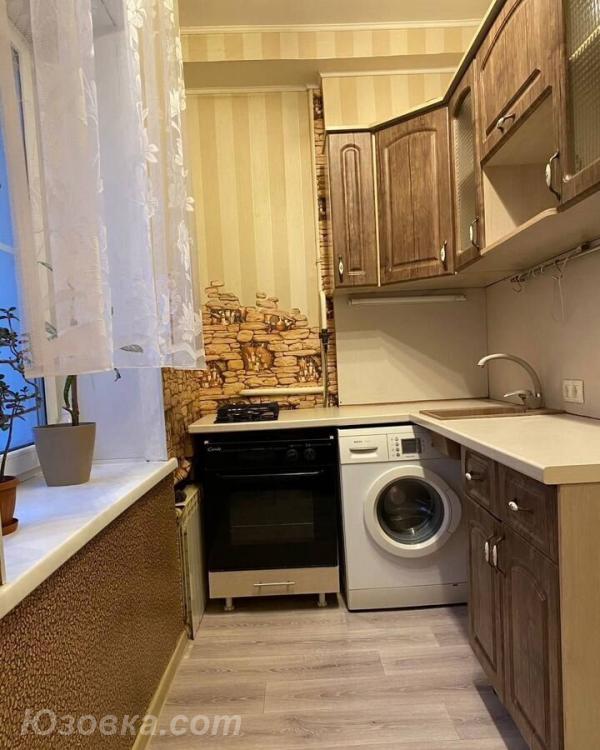 2-комн. квартира, 47м², с мебелью, 2/9 эт., ДОНЕЦК