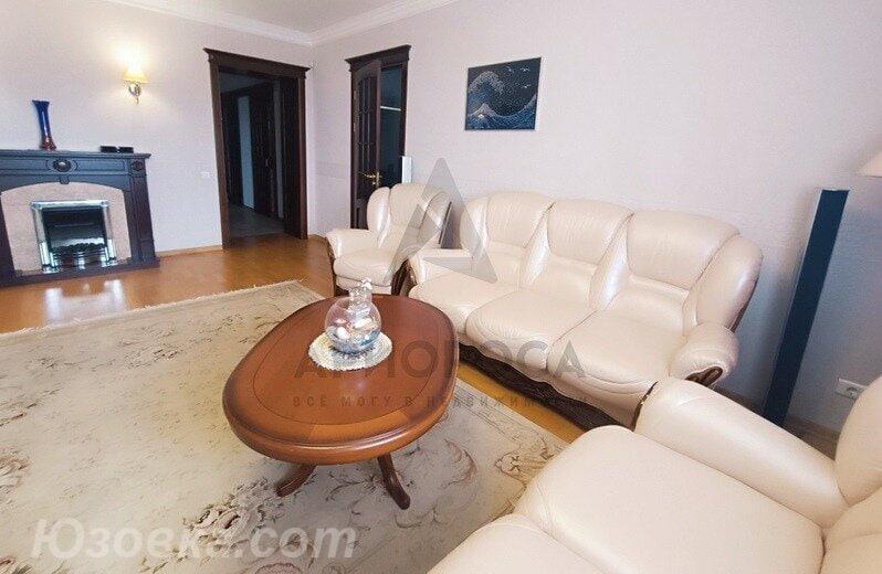 3-комн. квартира, 66м², с мебелью, 4/5 эт., ДОНЕЦК