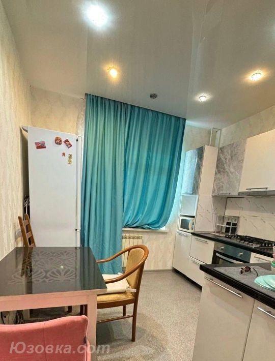 2-комн. квартира, 63м², с мебелью, 4/9 эт., ДОНЕЦК