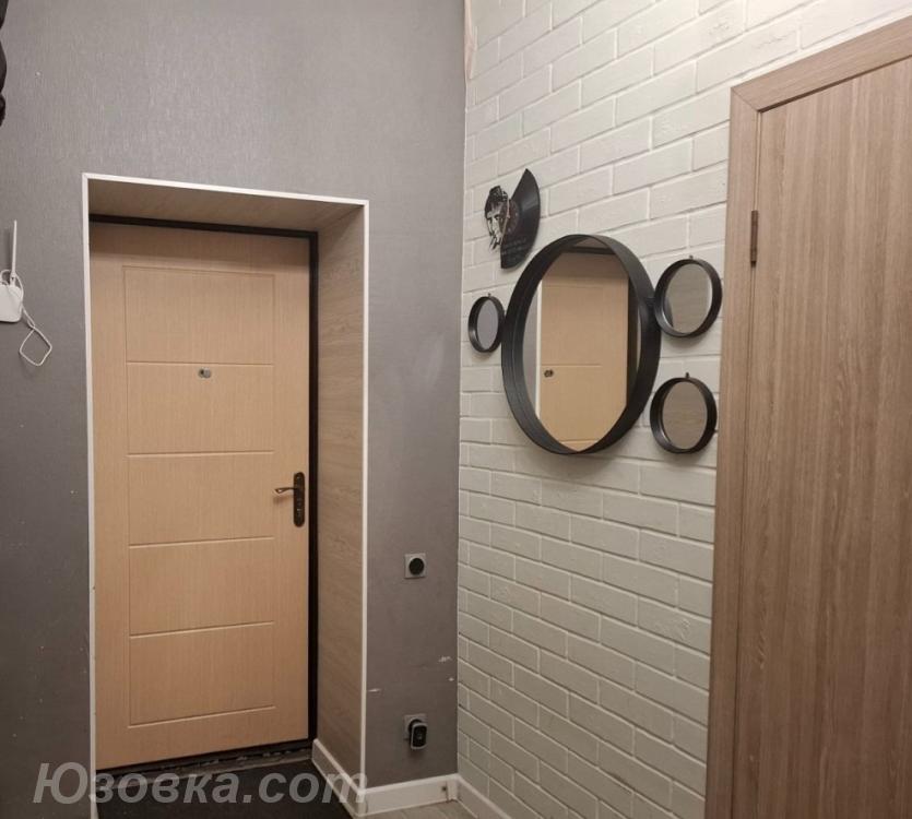 1-комн. квартира, 38 м², вторичка, 1/4 эт.