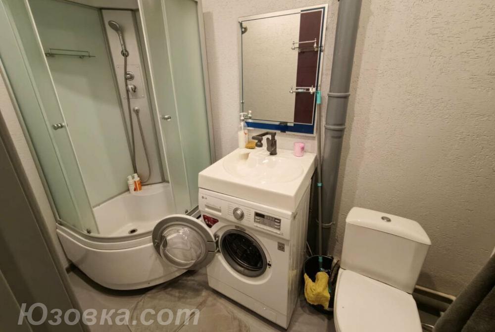 2-комн. квартира, 46м², с мебелью, 3/9 эт., ДОНЕЦК