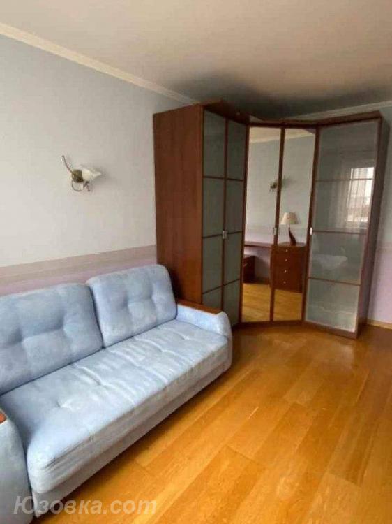 2-комн. квартира, 48м², с мебелью, 3/9 эт., ДОНЕЦК