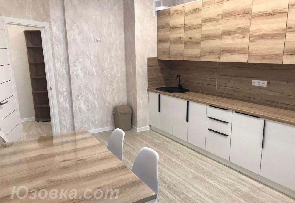 2-комн. квартира, 39м², с мебелью, 3/9 эт., ДОНЕЦК