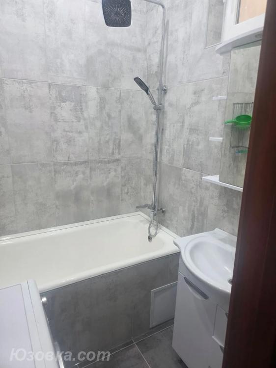2-комн. квартира, 54м², с мебелью, 2/4 эт.