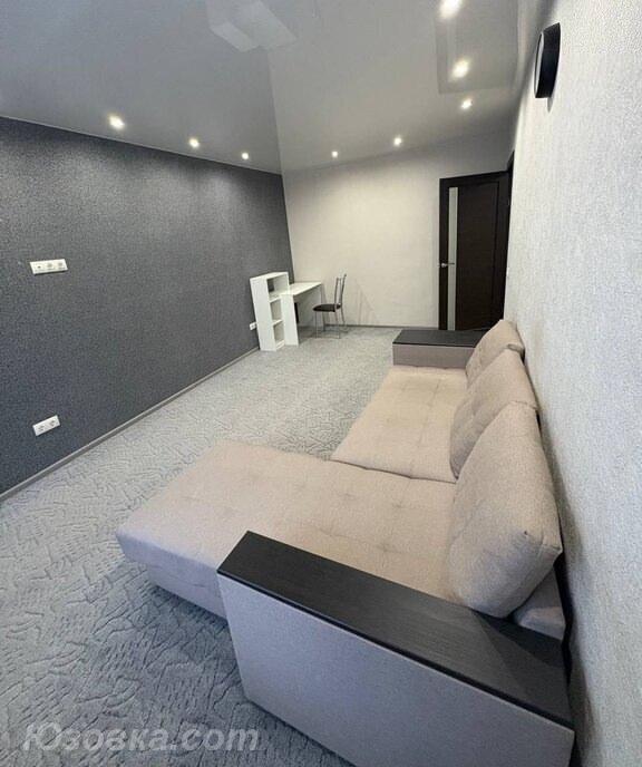 1-комн. квартира, 36м², с мебелью, 3/9 эт.