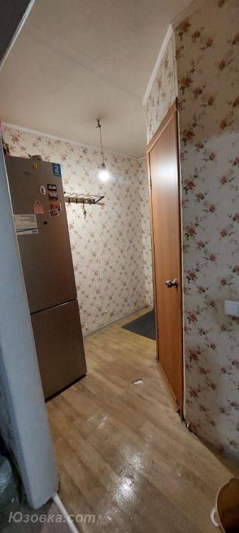 2-комн. квартира, 42 м², вторичка, 1/4 эт., ДОНЕЦК