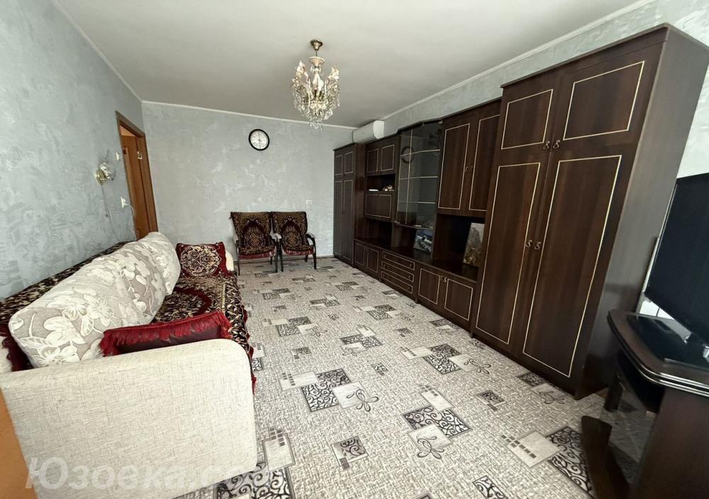 2-комн. квартира, 48м², с мебелью, 3/9 эт., ДОНЕЦК