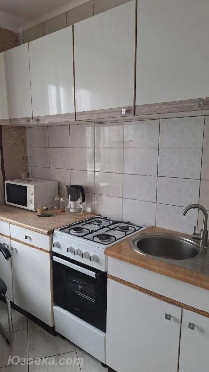 1-комн. квартира, 35м², с мебелью, 3/5 эт., ДОНЕЦК