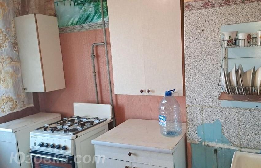 2-комн. квартира, 49 м², вторичка, 7/9 эт., ДОНЕЦК
