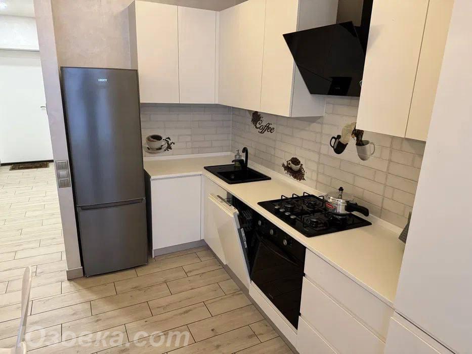 1-комн. квартира, 46м², с мебелью, 2/5 эт., ДОНЕЦК