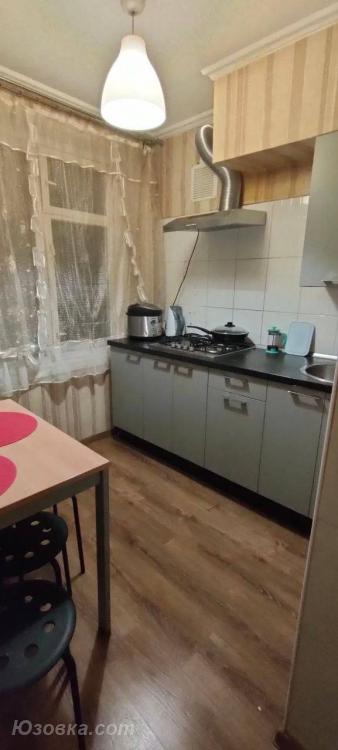 2-комн. квартира, 68м², с мебелью, 2/5 эт., ДОНЕЦК
