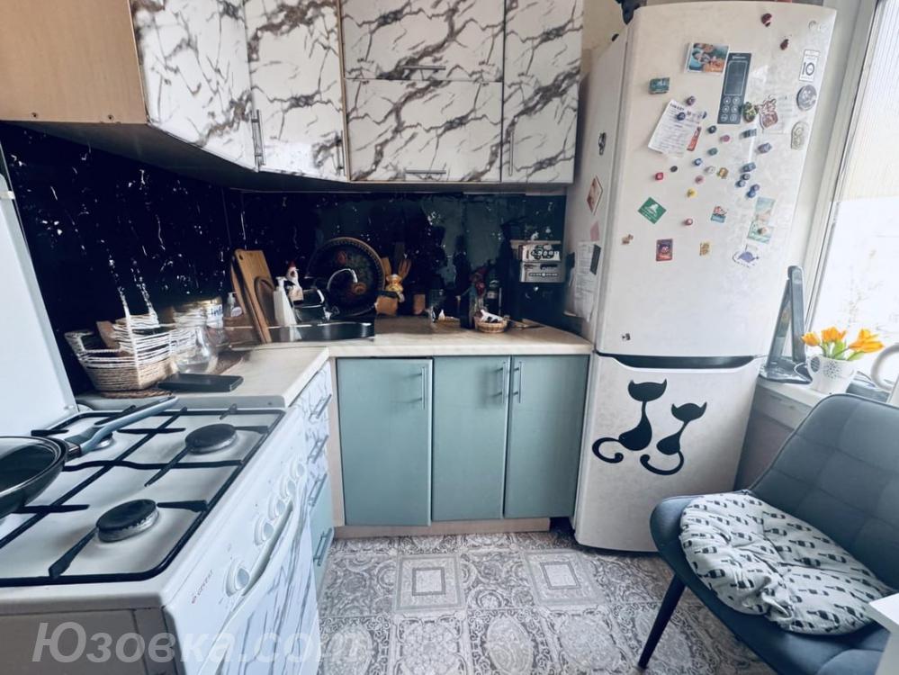 2-комн. квартира, 45м², с мебелью, 2/9 эт., ДОНЕЦК
