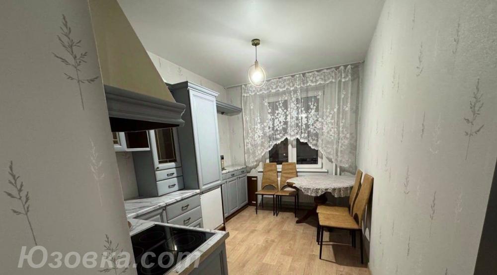 2-комн. квартира, 52м², с мебелью, 2/6 эт., ДОНЕЦК