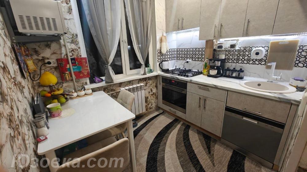 3-комн. квартира, 59 м², вторичка, 4/5 эт., ДОНЕЦК
