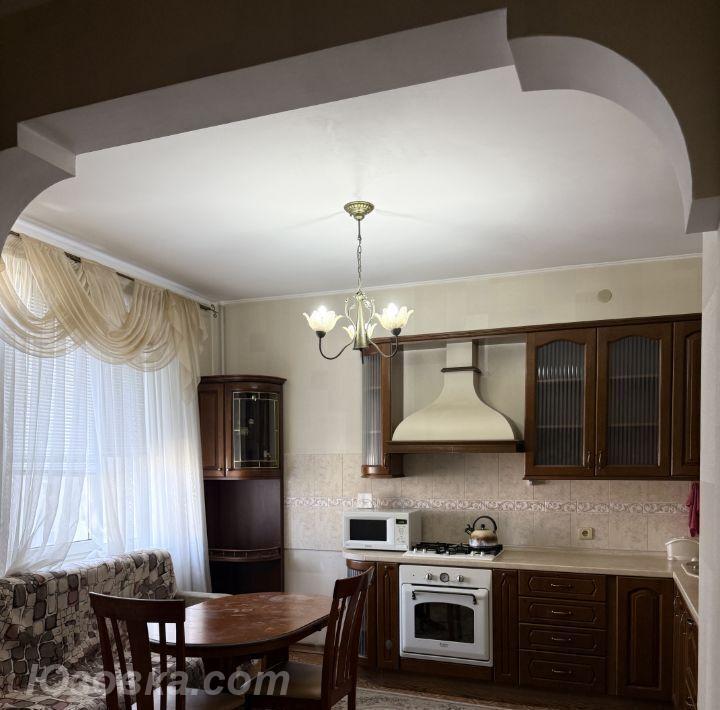 2-комн. квартира, 66м², с мебелью, 4/9 эт.