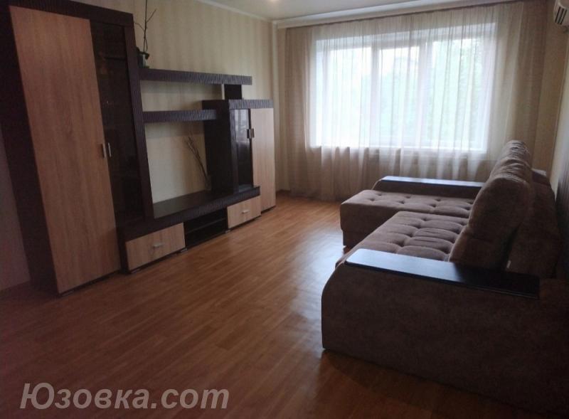 3-комн. квартира, 70 м², вторичка, 6/9 эт., ДОНЕЦК