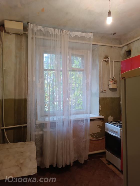 2-комн. квартира, 44 м², вторичка, 1/2 эт.