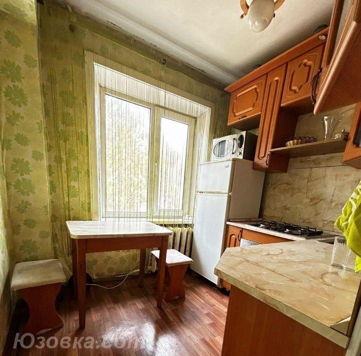 2-комн. квартира, 48м², с мебелью, 3/5 эт.