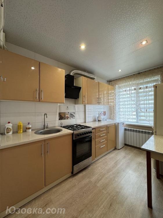 2-комн. квартира, 50м², с мебелью, 5/12 эт., ДОНЕЦК