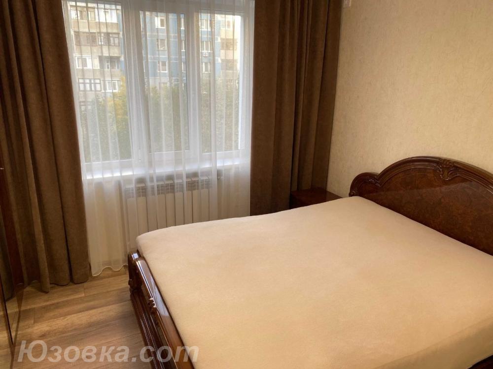 3-комн. квартира, 67м², с мебелью, 4/9 эт., ДОНЕЦК