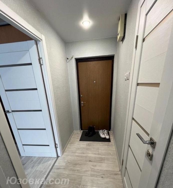 1-комн. квартира, 37м², с мебелью, 4/9 эт., ДОНЕЦК
